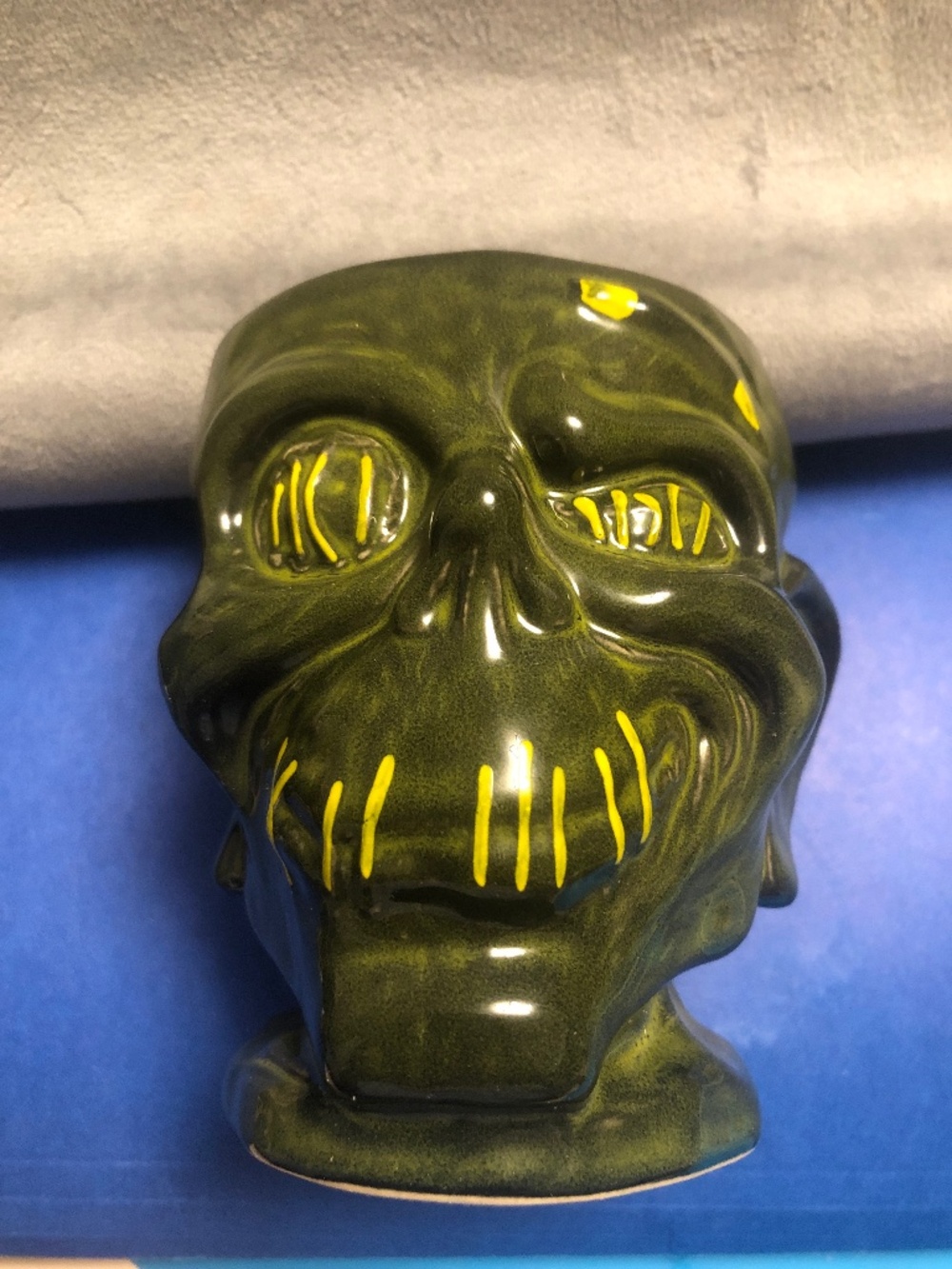 Trader Sam’s Shrunken Head Mug